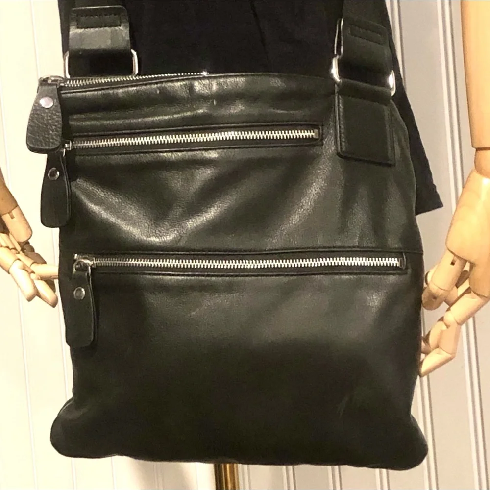 MARGOT Black Leather Messenger Bag 2 Ext. Front Zipper Pockets Top Zip Closure